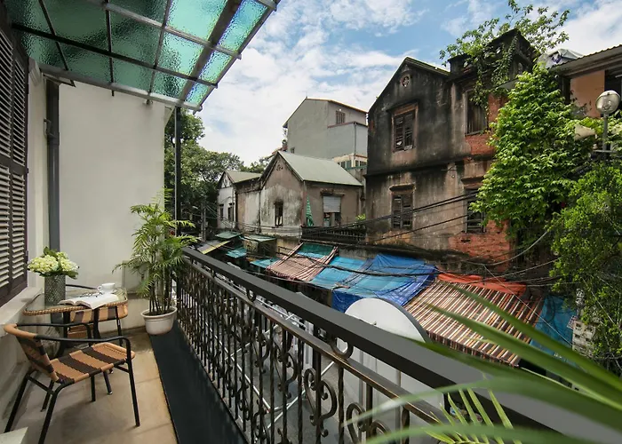 Trangtrang Premium Hotel & Sky Bar